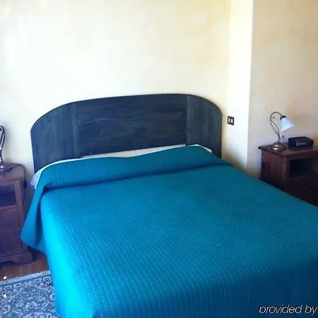 La Penisola Hotel