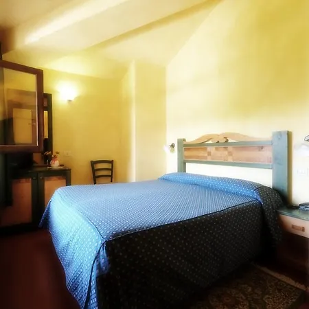 Hotel La Penisola Baschi