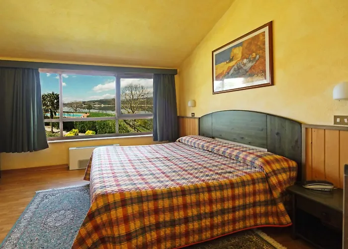 La Penisola Hotel 3*