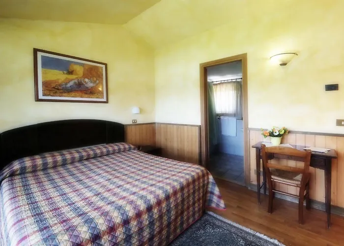 Hotel La Penisola Baschi